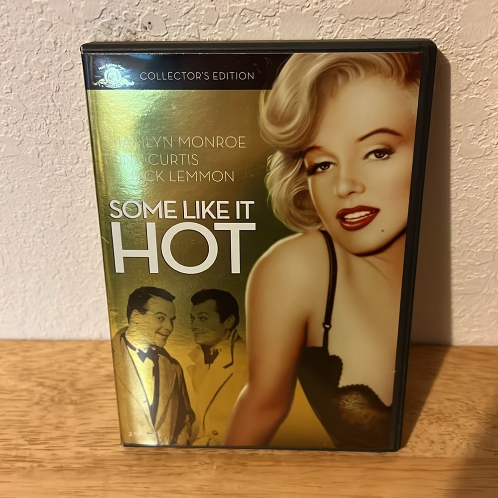 Marilyn Monroe Some Like It Hot Collector's Edition DVD 2 Disc Set